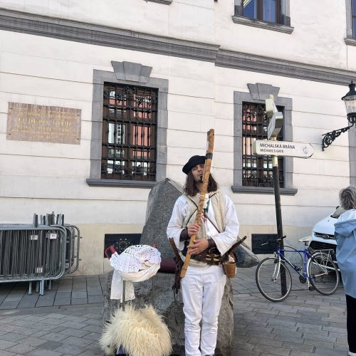 558074221_1292086312963328_744088296088477660_n