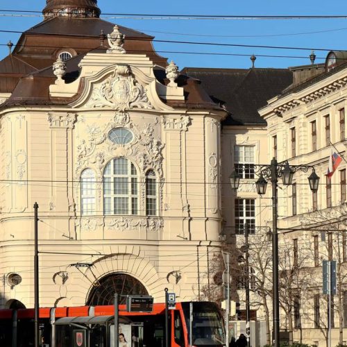 6e3c65c239d63c5913546d080a1b92d7